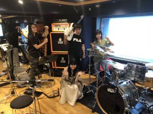 Répétition du groupe pour le 1er full album